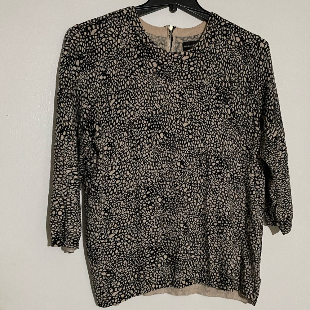 Dana Buchman Womens top